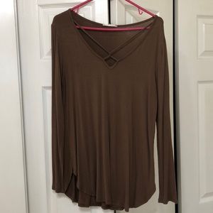 Large Brown Longsleeve Tee 👏🏼